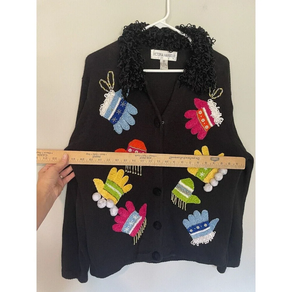 Vintage Victoria Harbour Winter Mittens Cardigan Sweater Black Size M Grannycore